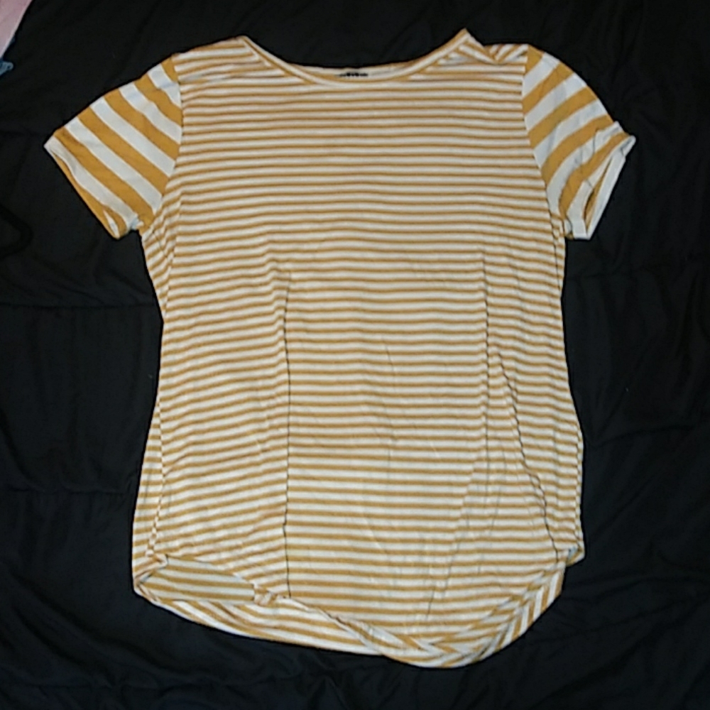 Yellow and white t-shirt